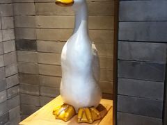 门店一角可爱的鸭子-四季民福烤鸭店(前门廊房二条店)