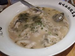 -严记小天府酸菜鱼(西四路店)