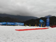 -大别山南武当滑雪场