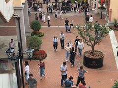 -首创奥特莱斯(西安店)
