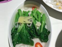 -八府香鸭·啫啫煲(华山路店)