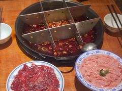 -周小明火锅(黑金冠社区店)