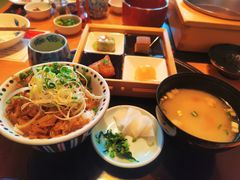 牛丼-黒豚料理 寿庵(中央駅西口店)