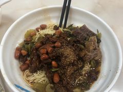 -阿阳牛腩腌面店