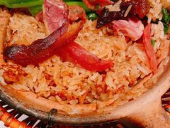 招牌腊味煲仔饭-肥仔文澳门猪骨煲(南京西路店)