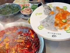 -渝大龙重庆火锅(温泉月亮湾店)