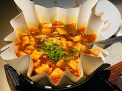 纸锅麻婆豆腐-穹六人间 people 6(岳阳路店)