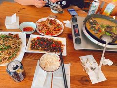 -牛八宝桂林米粉(八里庄店)