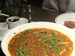 沙蒜烧豆面-新荣记(BFC外滩金融中心店)