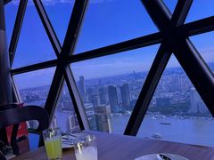 -东方明珠·空中旋转餐厅