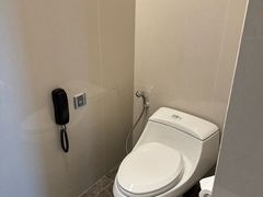 -广州中心皇冠假日酒店