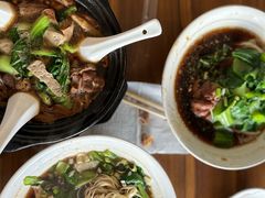 -杨阿六蒸缸羊肉面