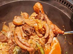 -山河屯铁锅炖·非遗东北菜(南山店)