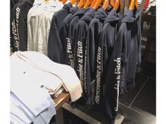 -Abercrombie&Fitch(德基广场店)