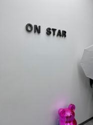 -ON STAR SALON