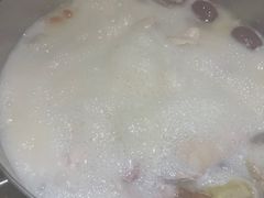 -洪氏嗨捞·猪肚鸡火锅(阳光天地店)