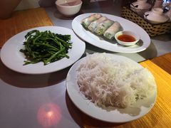 -Lanterns Vietnamese Restaurant