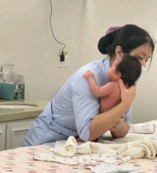 -盈月阁母婴护理中心·月子中心·月嫂育儿嫂