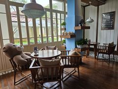 -比多罗咖啡吧(三亚海棠湾万丽度假酒店)