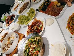 -巴特餐饮6加1音乐餐吧·新疆菜