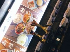 -魔法帽酱料牛肉小火锅(米兰店)