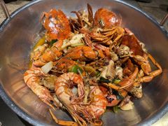 -七欣天香辣蟹火锅(上海银亿滨江店)