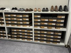 -UGG(燕莎奥特莱斯购物中心店)