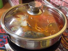 -弘烨 贵州酸汤 鱼火锅(东财店)