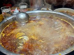 -肖肖酸萝卜鱼火锅(总店)