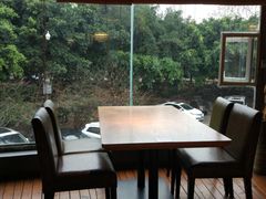 靠窗位-盐帮食坊•小河帮川菜(四川师大店)