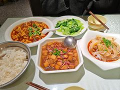 -华光驿站私房菜·黑金冠