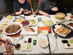 -贝勒爷·酥不腻烤鸭