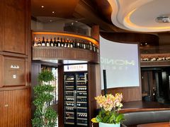 -MONICH牛排融合餐厅(和义大道购物中心店)