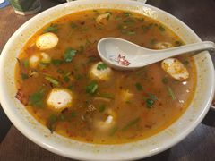 冬阴功-大头虾越式风味餐厅(光明广场店)