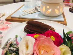 -MEET缘燕窝甜品&Tang's cake(华润万象城店)