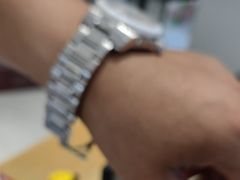 -亨吉利世界名表中心(砂之船奥莱店)