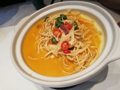 -鸽子侯·家宴·平价海鲜(绿地店)