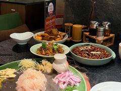 -得意咚瓜·顺德鱼生·冬瓜火锅(深圳首店)