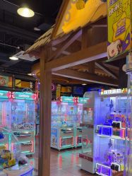 -卡通尼乐园(宝山龙湖天街店)