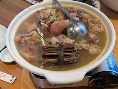 -头上红煨盐鸡·非遗院子餐厅