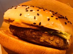 北美烧烤风味安格斯厚牛堡-麦当劳(曲阳店)