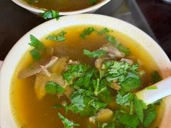 牛肉粉丝汤-哑巴生煎(临顿路店)