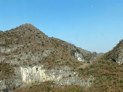 -百色大石围天坑群