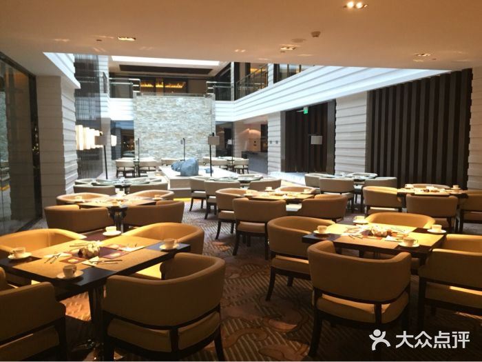 中航泊悦酒店·云庭咖啡厅(虹桥机场T2店)大堂图片