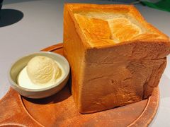 蜂蜜厚多士-小资太太(中央大街店)