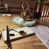 去天津吃不惯当地的吃的就去吃了茶餐厅