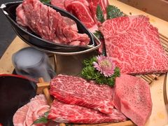 -铭牛烧肉·和牛海鲜自助(高新月牙湖店)