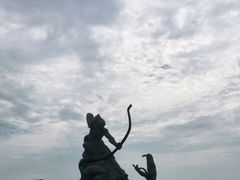 -巴陵广场