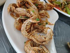 -覃记海鲜美食餐厅