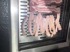 -臻牛烤肉